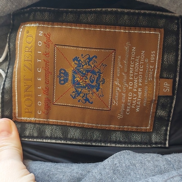 Point Zero Hoodie Jacket - Picture 3 of 7